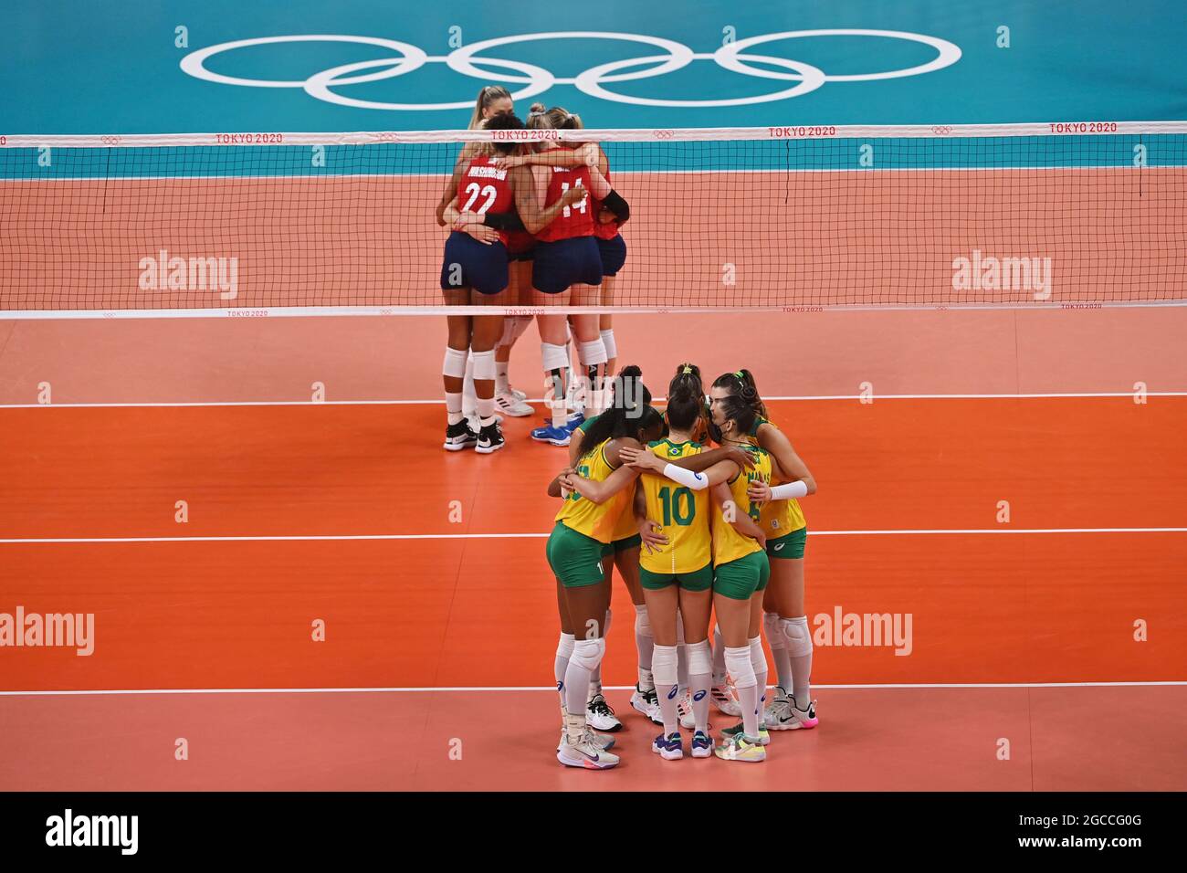 Tokio, Japan. August 2021. Brasilien (BRA) - Vereinigte Staaten (USA) 0-3, Volleyball Women`s Gold Medal Match, Finale, Frauen am 08.08.2021, Ariake Arena. Olympische Sommerspiele 2020, ab 23.07. - 08.08.2021 in Tokio/Japan. Kredit: dpa/Alamy Live Nachrichten Stockfoto